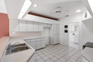 9240 Butler Blvd, Weeki Wachee, FL 34613 - Photo 19