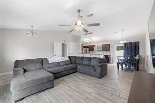 3902 W Featheredge Ct, Lecanto, FL 34461 - Photo 5