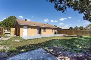 7328 Carmel Ave, New Port Richey, FL 34655 - Photo 19