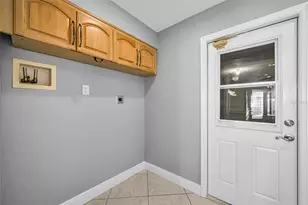 3355 Seaway Dr, New Port Richey, FL 34652 - Photo 37