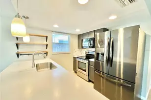 9011 Ledgestone Ln, Port Richey, FL 34668 - Photo 15