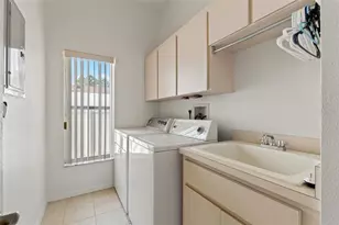 11275 Furley Ave, Weeki Wachee, FL 34613 - Photo 19