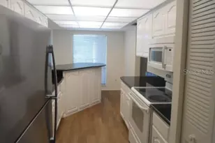 2800 Cove Cay Dr, Clearwater, FL 33760 - Photo 7