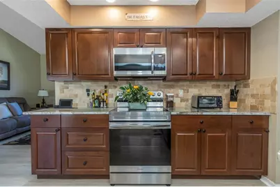 8836 Hargrove Drive, Hudson, FL 34667 - Photo 9