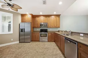 1170 S Pointe Alexis Dr, Tarpon Springs, FL 34689 - Photo 9