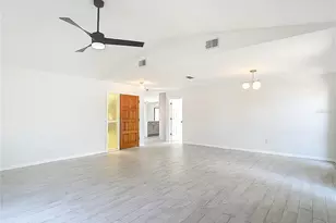 7478 Dundee Way, Weeki Wachee, FL 34613 - Photo 11