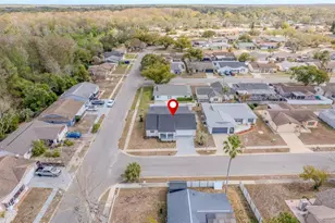 11614 Bee Hive Ln, Port Richey, FL 34668 - Photo 9