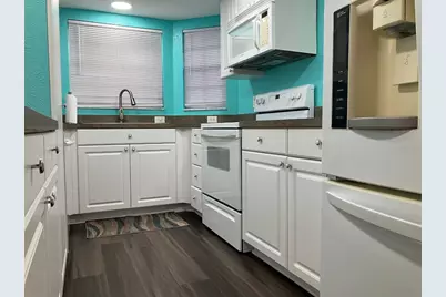 21146 Fountain View Lane #4303, Lutz, FL 33558 - Photo 9