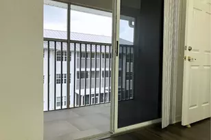 21146 Fountain View Ln, Lutz, FL 33558 - Photo 23