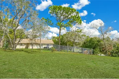 13143 Lawrence Street, Spring Hill, FL 34609 - Photo 5