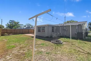 5203 Manor Dr, New Port Richey, FL 34652 - Photo 47