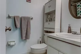 122 Cypress Ln, Oldsmar, FL 34677 - Photo 15