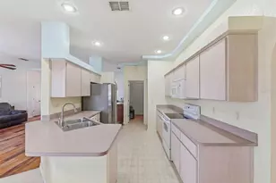 8378 Maltby Rd, Spring Hill, FL 34606 - Photo 15