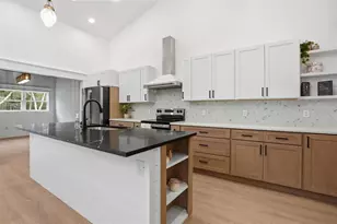 34111 August Ave, Webster, FL 33597 - Photo 15