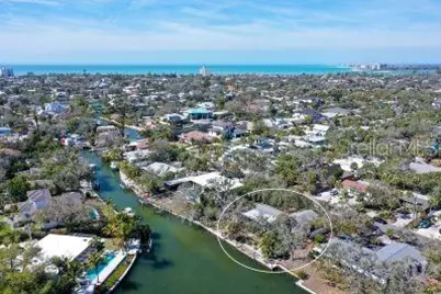 742 Edgemere, Siesta Key, FL 34242 - Photo 11