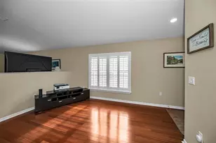 9819 Conservation Dr, New Port Richey, FL 34655 - Photo 11