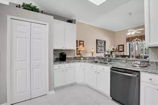 1122 Maravista Dr, Trinity, FL 34655 - Photo 11