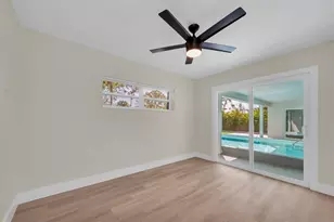 4135 Shore Acres Blvd NE, Saint Petersburg, FL 33703 - Photo 17