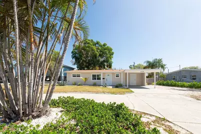 4135 Shore Acres Boulevard NE, Saint Petersburg, FL 33703 - Photo 35