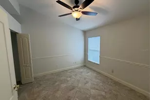 10132 Downey Ln, Tampa, FL 33626 - Photo 5