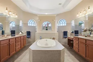 11033 Baywind Ct, Weeki Wachee, FL 34613 - Photo 9