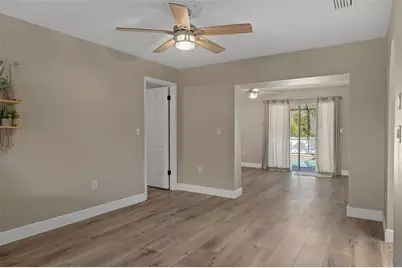 7851 Floral Drive, Weeki Wachee, FL 34607 - Photo 9