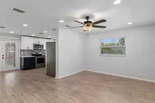 4668 Crescent Rd, Spring Hill, FL 34606 - Photo 7