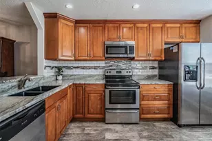 11308 Versailles Ln, Port Richey, FL 34668 - Photo 7