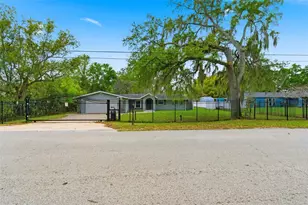 212 W 131st Ave, Tampa, FL 33612 - Photo 63