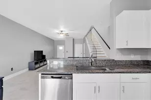 8249 Crescent Oaks Dr, New Port Richey, FL 34655 - Photo 11