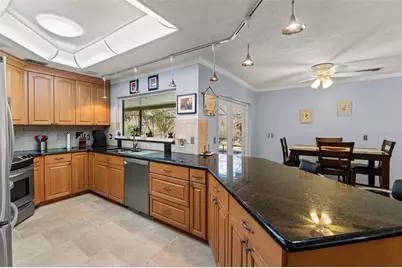 2803 Corrie Way, Tampa, FL 33618 - Photo 31