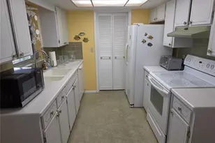 7207 Ashwood Dr, Port Richey, FL 34668 - Photo 5