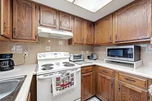 12229 Cedro St, Spring Hill, FL 34609 - Photo 19