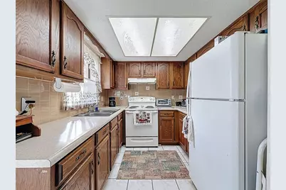 12229 Cedro Street, Spring Hill, FL 34609 - Photo 17