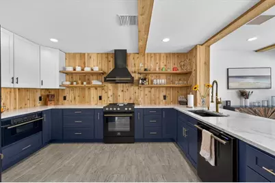 16111 5th Street E, Redington Beach, FL 33708 - Photo 21