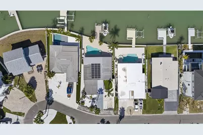 16111 5th Street E, Redington Beach, FL 33708 - Photo 9