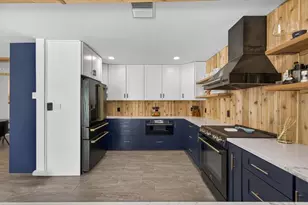 16111 5th St E, Redington Beach, FL 33708 - Photo 19