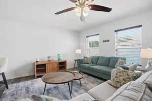 3332 Lambert Ave, Spring Hill, FL 34608 - Photo 7