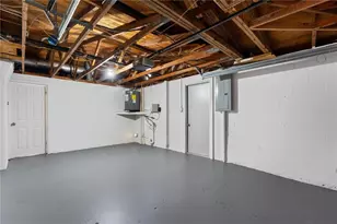 9020 Hunt Club Ln, Port Richey, FL 34668 - Photo 29