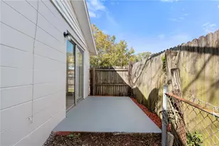9020 Hunt Club Ln, Port Richey, FL 34668 - Photo 23