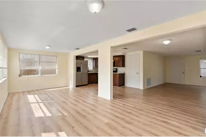 9020 Hunt Club Lane, Port Richey, FL 34668 - Photo 11