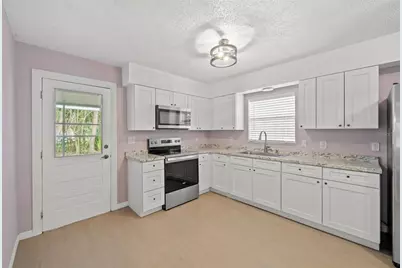 4489 Fishman Avenue, Weeki Wachee, FL 34607 - Photo 9