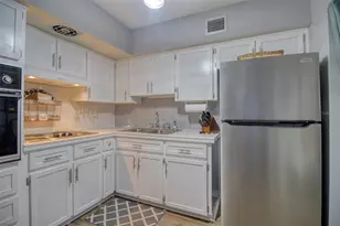 2436 Rhodesian Dr, Clearwater, FL 33763 - Photo 15