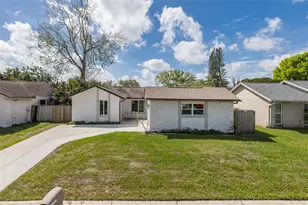 7336 Ivory Terrace, New Port Richey, FL 34655 - Photo 3