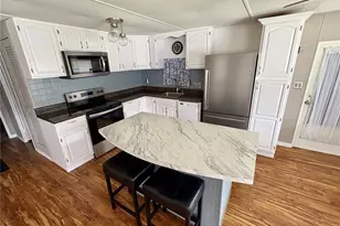 7481 1st Cir Dr, Brooksville, FL 34613 - Photo 9