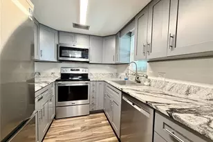 4807 Marine Pkwy, New Port Richey, FL 34652 - Photo 7