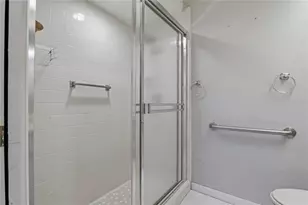 11241 Dollar Lake Dr, Port Richey, FL 34668 - Photo 23