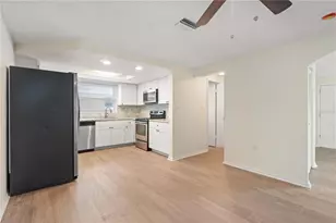 7134 Fox Hollow Dr, Port Richey, FL 34668 - Photo 7