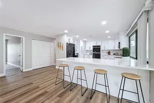 8430 144th Ln, Seminole, FL 33776 - Photo 19