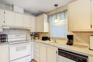 10321 Marinette Ave, Hudson, FL 34667 - Photo 5